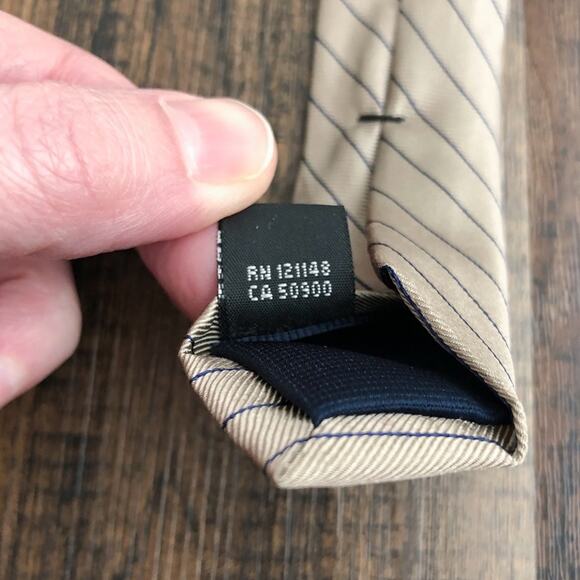 Michael Kors Neck Tie 100% Silk Pinstripe Business Professional Brown Blue - Picture 12 of 12